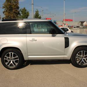 Land Rover Defender 3.0 D6 250 90XS Edition AWD *PANORAMA,NAVIGACIJA*