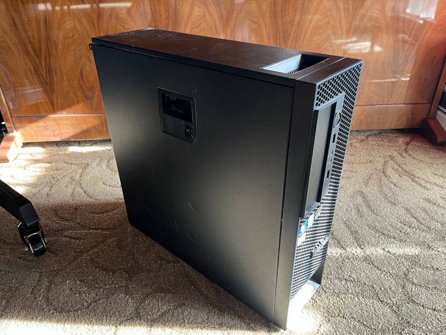 Lenovo C30 ThinkStation računalo