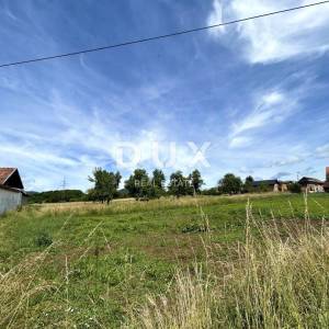 LIKA, ČOVIĆI - Građevinsko zemljište na 100m od Gacke