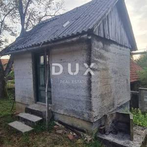 LIKA, DUBRAVE - starina s većom okućnicom