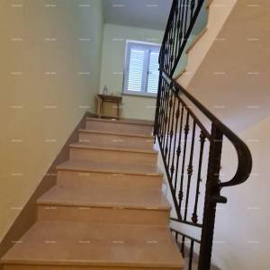 Ližnjan – Apartmanska kuća s bazenom, 460 m².