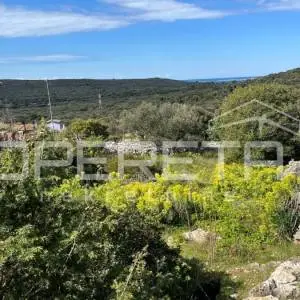 Lošinj, Ćunski - Građevinsko zemljište s pogledom na more, 630 m²