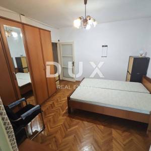 LOVRAN - Apartman, pogled, 150 metara od centra i plaže!!