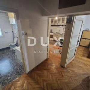 LOVRAN - Apartman, pogled, 150 metara od centra i plaže!!