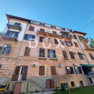 LOVRAN, CENTAR - stan 2. RED DO MORA 110m2 s panoramskim pogledom na more