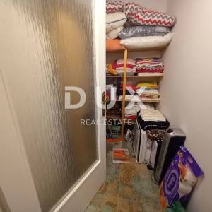  LOVRAN, CENTAR - stan od 80 m2 u staroj gradskoj jezgri
