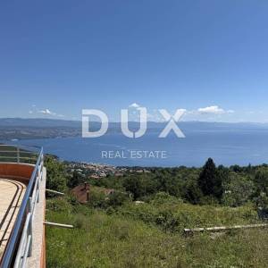 LOVRAN, DOBREĆ - Panoramski raj iznad Kvarnera – stan koji ostavlja bez daha