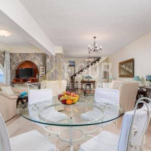 Lovran, elegantni stan od 110.51m2, terasa, panoramski pogled