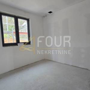 Lovran, novogradnja, 3s+db, 142.11m2, terasa, okućnica, pogled na more
