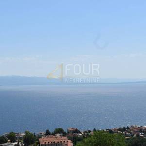 Lovran, Oprić, kuća s panoramskim pogledom