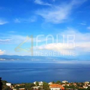 Lovran, Oprić, kuća s panoramskim pogledom