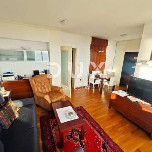 LOVRAN - Stan 43 m2 s velikom terasom, panoramski pogled!
