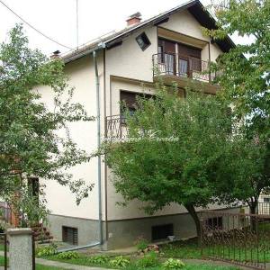   Ludbreg, katnica sa 8 soba 