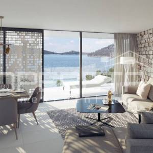 Luksuzan penthouse na atraktivnoj lokaciji
