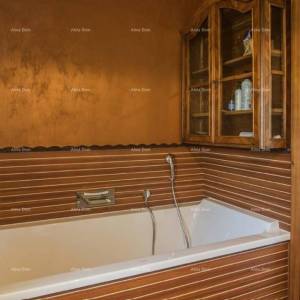 Luksuzna, istarska, kamena vila s bazenom u toskanskom stilu, Rovinj!