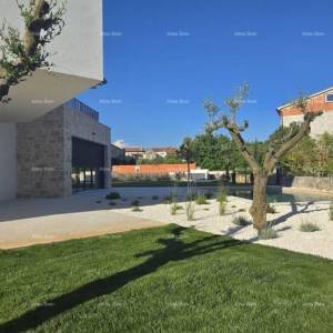 Luksuzna, moderna vila sa bazenom, spremna za uselejnje!!! Sv.Lovreč, okolica Poreča!