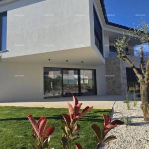 Luksuzna, moderna vila sa bazenom, spremna za uselejnje!!! Sv.Lovreč, okolica Poreča!