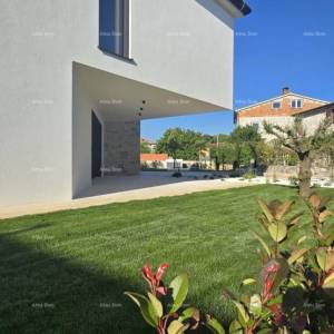 Luksuzna, moderna vila sa bazenom, spremna za uselejnje!!! Sv.Lovreč, okolica Poreča!