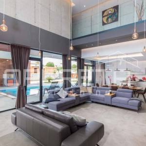 Luksuzna SMART HOME villa s pogledom na more i Infinity bazenom