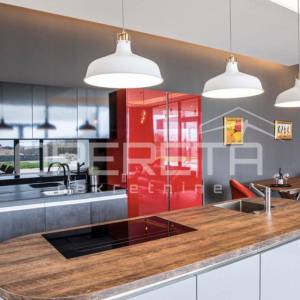 Luksuzna SMART HOME villa s Infinity bazenom 400m od mora