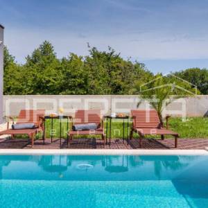 Luksuzna SMART HOME villa s Infinity bazenom 400m od mora