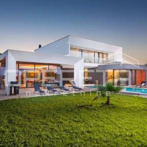 Luksuzna SMART HOME villa s Infinity bazenom 400m od mora