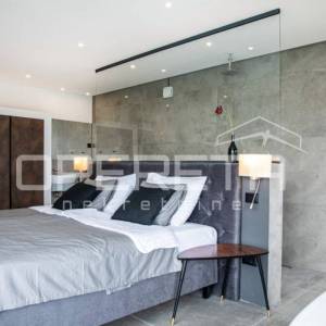 Luksuzna SMART HOME villa s Infinity bazenom 400m od mora