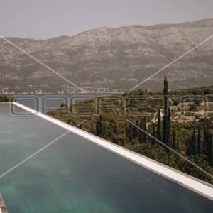 Luksuzna Vila na Korčuli: Oaza Mediteranskog Života s Pogledom na More