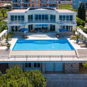 Luksuzna vila prvi red do mora ! Umag Crveni Vrh.