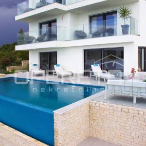 Luksuzna vila s bazenom, 300m2, Zatoglav