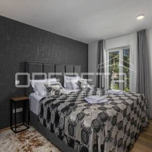 Luksuzna vila s pogledom na more i bazenom – Mošćenička Draga