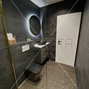 Luksuzna vila u Makarskoj – Vaš dom ili investicija