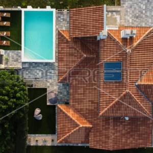 Luksuzna villa prvoklasne izgradnje, 283 m2, Dubrava kraj Šibenika