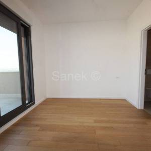 Luksuzni četverosobni penthouse- novogradnja