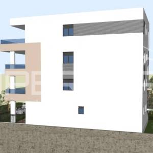 LUKSUZNI PENTHOUSE S POGLEDOM NA MORE I IMPRESIVNOM LOĐOM U ZAPADNOM DIJELU MAKA
