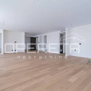 Luksuzni penthouse s privatnim bazenom i krovnom terasom – Opatija, panoramski p