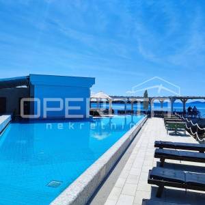 Luksuzni stan u 4* resortu, 2. red do mora, bazen 