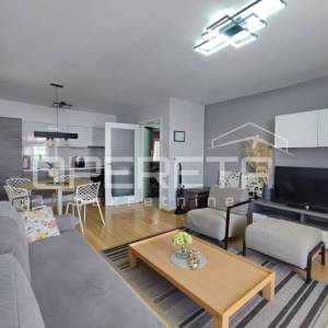 Luksuzni stan u 4* resortu, 2. red do mora, bazen 