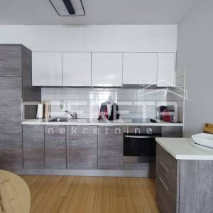 Luksuzni stan u 4* resortu, 2. red do mora, bazen 