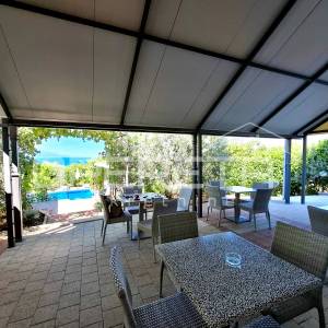 Makarska rivijera - hotel / vrhunska investicijska prilika!