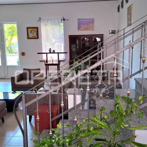 Makarska rivijera - hotel / vrhunska investicijska prilika!