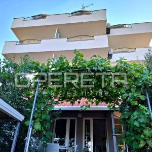 Makarska rivijera - hotel / vrhunska investicijska prilika!