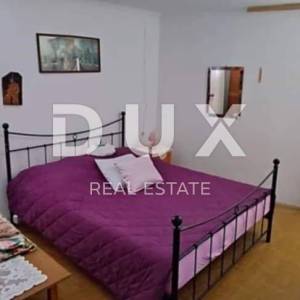 MALI LOŠINJ, CENTAR - Kuća za adaptaciju u centru grada i u blizini mora