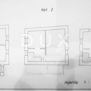 MALI LOŠINJ, CENTAR- Kuća za adaptaciju 90 metara od mora!