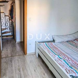MALI LOŠINJ, CENTAR - Stan sa dvorištem na samo 500m od mora i glavnog trga
