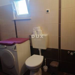 MALI LOŠINJ - Dva stana s vrtom, terasom na samo 130 metara od mora