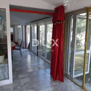 MALI LOŠINJ - Dva stana u neposrednoj blizini mora