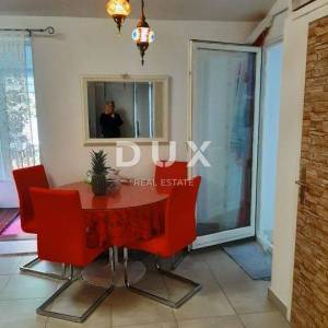 MALI LOŠINJ - Dva stana u neposrednoj blizini mora