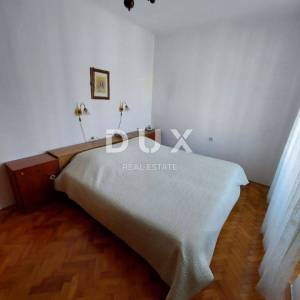 MALI LOŠINJ - dvije samostojeće kuće u strogom centru