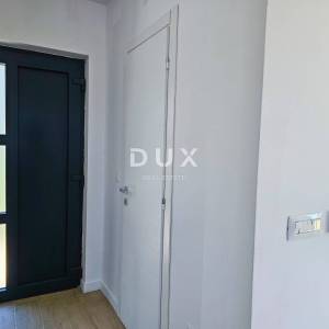 MALI LOŠINJ - Dvoetažni stan 100 m2, kaskadni vrt, parking, blizu mora